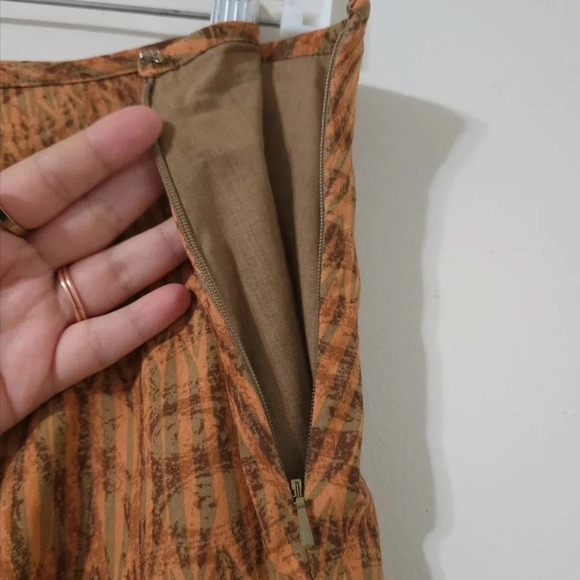 LIZ & CO Rust Brown Geometric Leaf Abstract Fall Skirt 100% Cotton, Lined, 10 - Picture 6 of 13